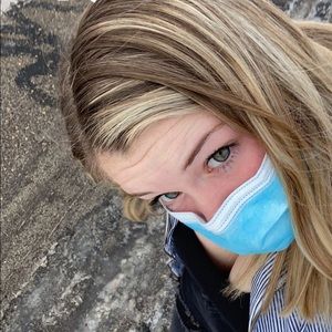 Meet your Posher, Linzy